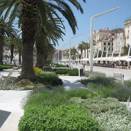 Bed & Breakfast Skaline Luxury 4*