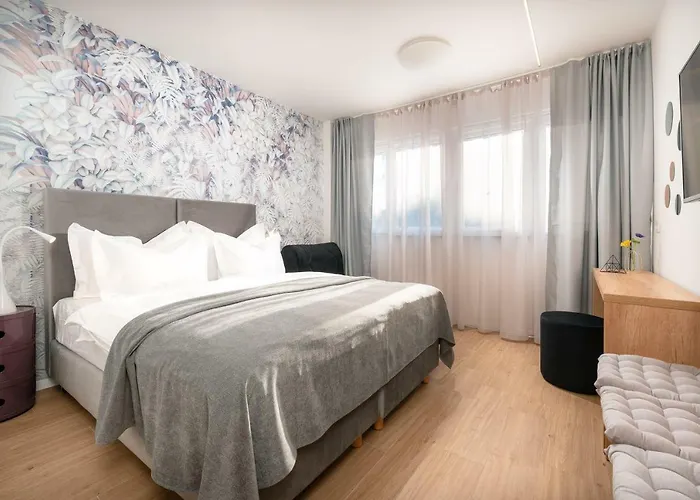 Skaline Luxury 4* ספליט