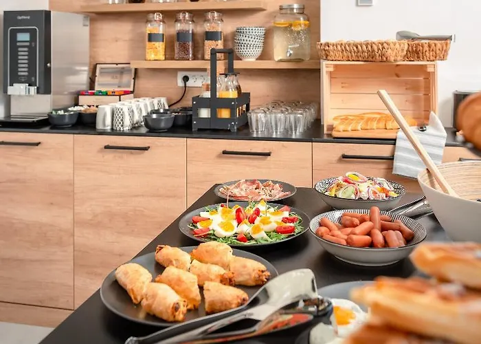 לינה וארוחת בוקר Skaline Luxury 4*