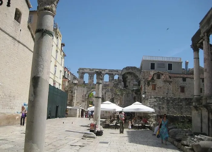 Skaline Luxury ספליט