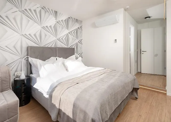 Skaline Luxury 4* ספליט