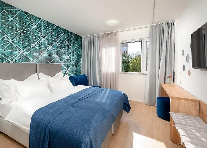 Skaline Luxury לינה וארוחת בוקר 4*