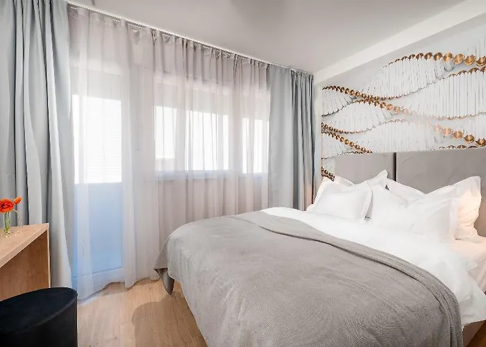 Skaline Luxury 4* ספליט