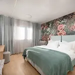 Bed and Breakfast Skaline Luxury 4*