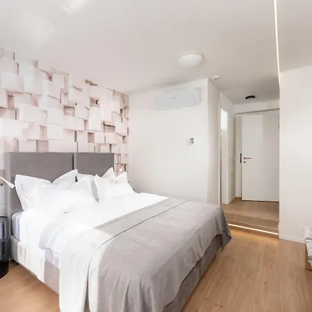 Skaline Luxury krevet i doručak