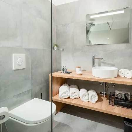 Skaline Luxury krevet i doručak