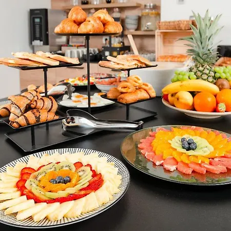 Skaline Luxury krevet i doručak
