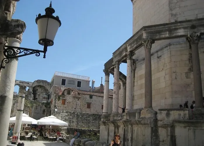 Skaline Luxury Bed & Breakfast Split