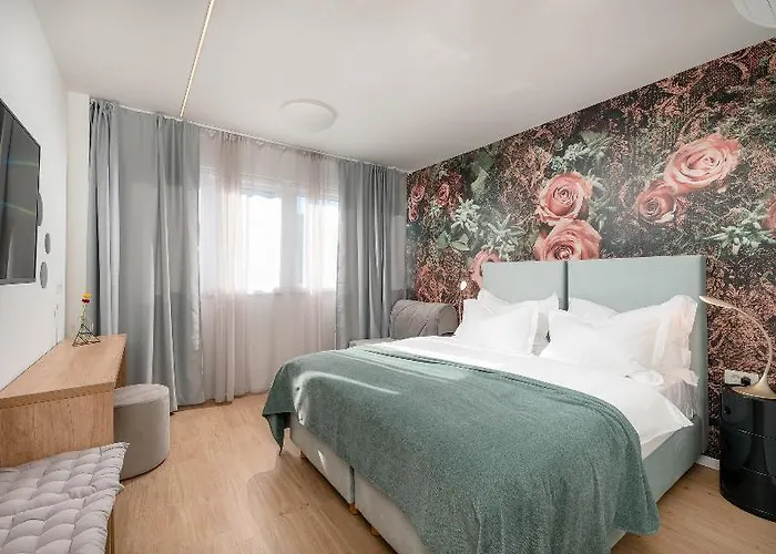 Skaline Luxury Bed & Breakfast