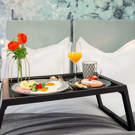 Skaline Luxury Couette-café