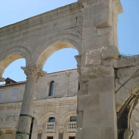 Skaline Luxury فندق مبيت وإفطار