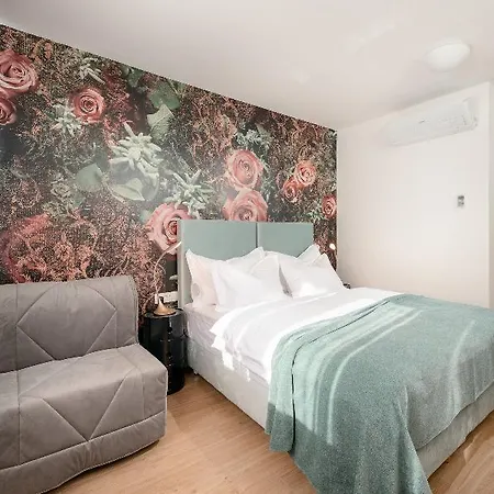 Skaline Luxury فندق مبيت وإفطار 4*